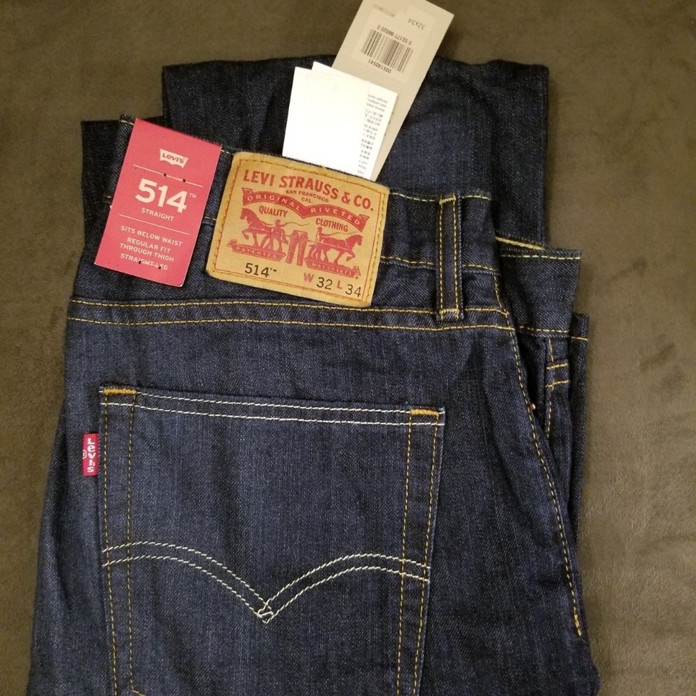 Men's Levi dark wash jeans, 32x34
